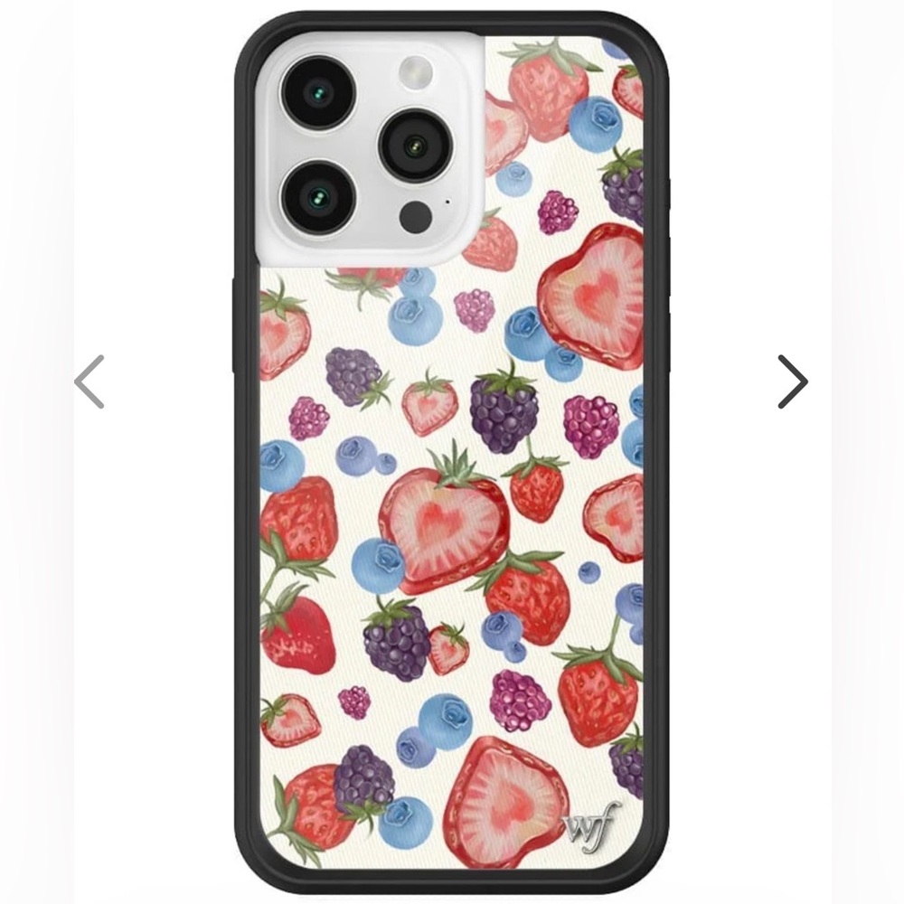 NWT iPhone 15 Pro Max Wildflower Case